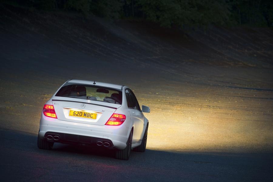  Mercedes-Benz C63 AMG DR520 2010 года  (фото 7 из 9)